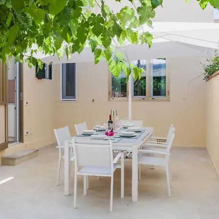 Contemporary House By Interhome